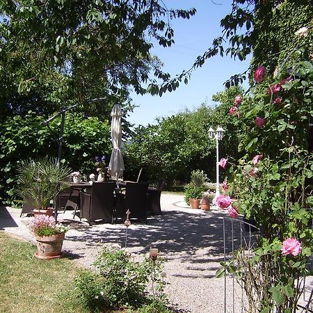 Romantikzimmer im Antiquariat Sonnschied Extérieur photo